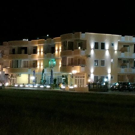 Grandino Rooms & Apartments Ulcinj Bagian luar foto