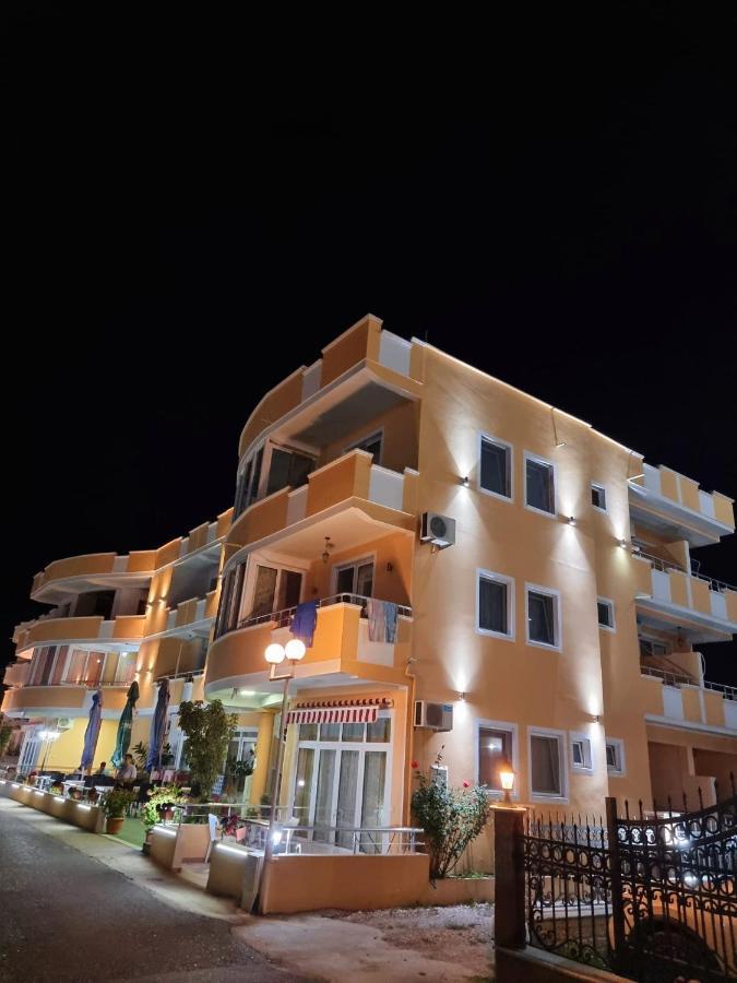 Grandino Rooms & Apartments Ulcinj Bagian luar foto