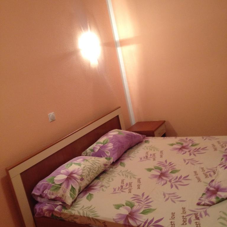 Grandino Rooms & Apartments Ulcinj Ruang foto